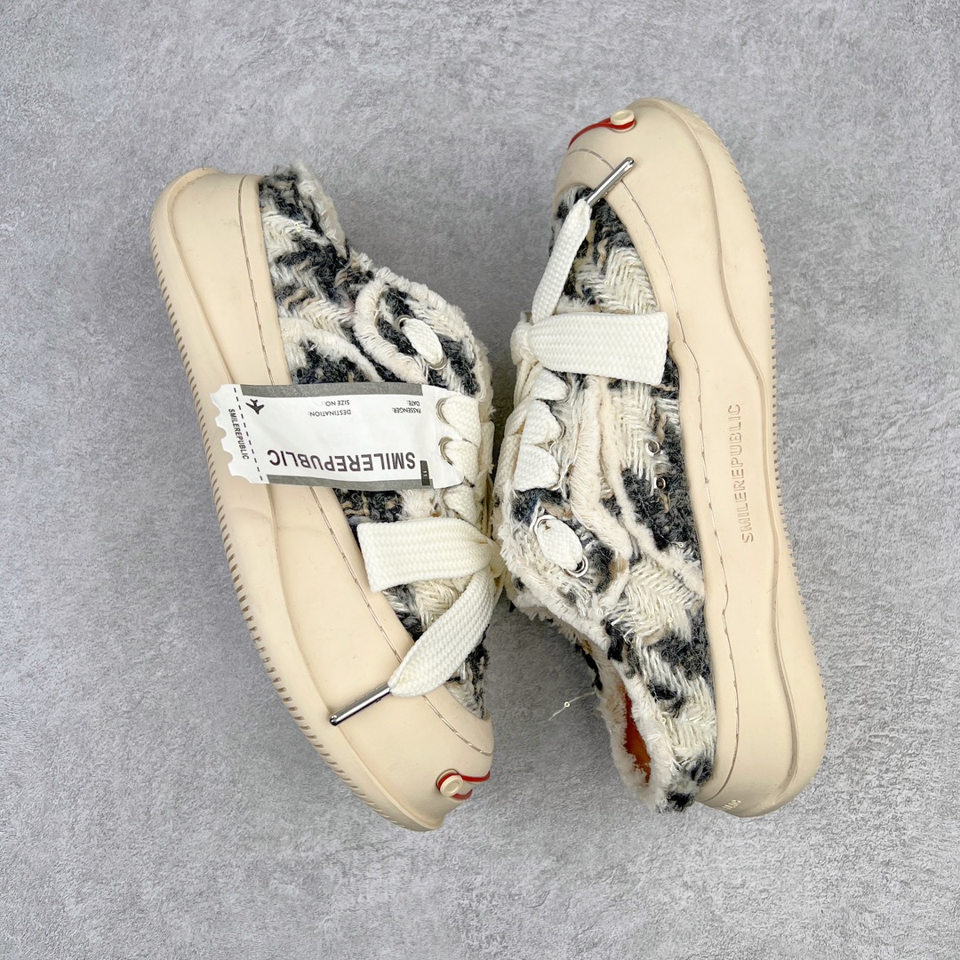 图片[3]-＃开春福利 SMILEREPUBLIC檀健次同款经典新款起司猫低帮开口笑厚底帆布鞋 新晋街头鞋履品牌SMILEREPUBLIC Canvas 系列 以 SMILE 为灵感来源 捕捉潮流 主打柔软的帆布设计 有裁切的羊毛流苏与独特编织技艺 超软水染牛皮内里 注塑成型鞋垫 4cm厘米外增高效果橡胶鞋底 尺码：35 36 37 38 39 40 41 42 43 44-选品中心