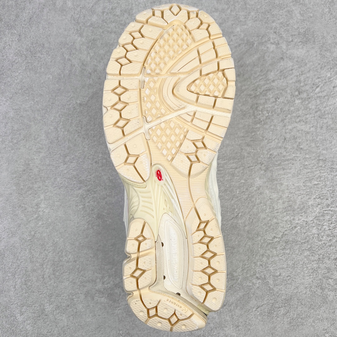 图片[9]-＃特价福利 New Balance NB2002系列 男女休闲慢跑鞋 必备的时髦单品之一 最新出的2002R系列 这款延续了经典科技 升级版N-ERGY缓震物料机能与材质上脚太舒适了 鞋面的柔软麂皮搭配尼龙网布 特别透气而且还复古感 不管是搭配牛仔裤还工装裤都是百搭！小红书众多博主上脚推荐！实拍调校N版已经零色差零失真 百分百还原实物色彩所见即所得 不存在货不对板色差等低级问题 选购参考实物拍摄 不混卖不参货 只用心做好货严格选品 承诺混一赔十 尺码：36 36.5 37 37.5 38 38.5 39.5 40 40.5 41.5 42 42.5 43 44 45-选品中心