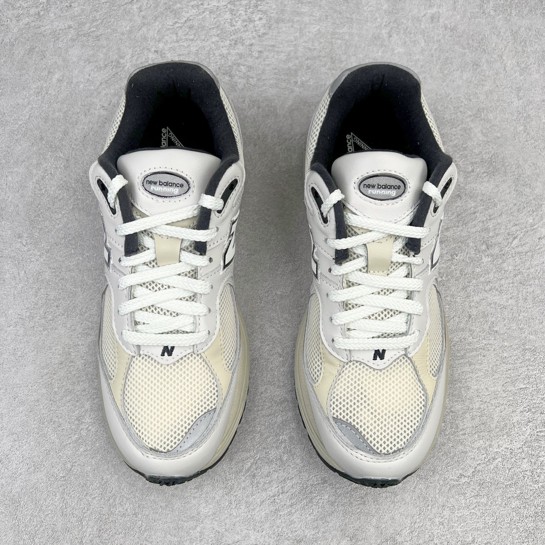 图片[2]-＃M纯原 New Balance ML2002RQ 白色 NB新百伦潮流复古织物皮革减震防滑耐磨轻便低帮跑步鞋 原档数据独立私模大底 唯一正确六层组合大底 RB前软后硬 百分百还原原鞋脚感 基于市场现有版本全新升级调整 NB市场最强产物 全网最全配色加持 全套原楦原纸板原厂数据开发 全鞋电脑针车加持 原厂网布 原装进口头层翻毛皮料正确绒感卡色 正确中底拉帮中底网布细节 一比一手工擦旧效果 冲裁组合 匠心打造 耗时两个月开发完成 工艺极其复杂难度可想而知 高端零售专供产物 尺码：36 37 37.5 38 38.5 39.5 40 40.5 41.5 42 42.5 43 44 44.5 45 45.5 46.5 47-选品中心