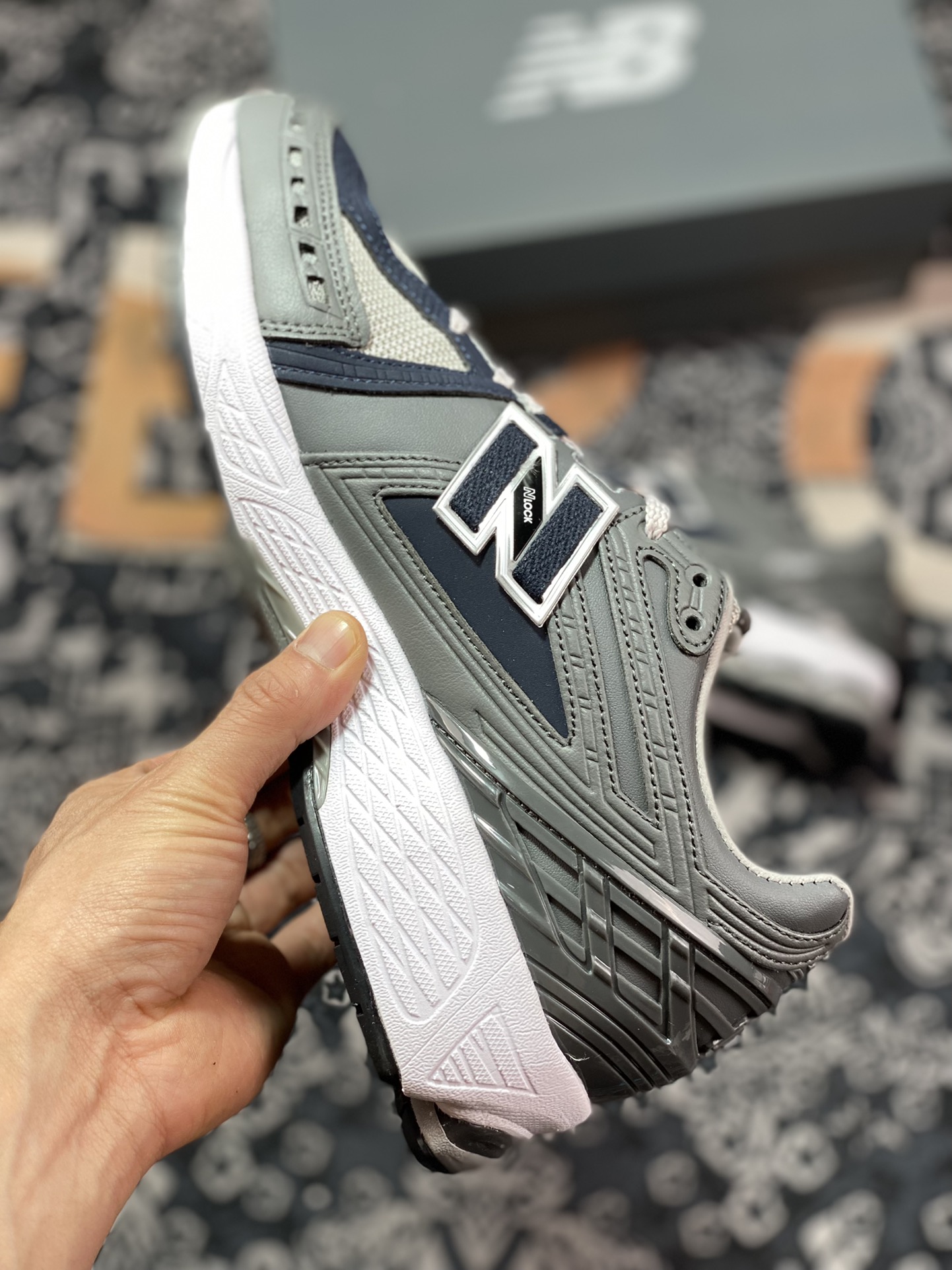 NBNew Balance M1906R Series Retro Dad Style Casual Sports Jogging Shoes ”Leather Cement Gray Dark Blue” M1906RC