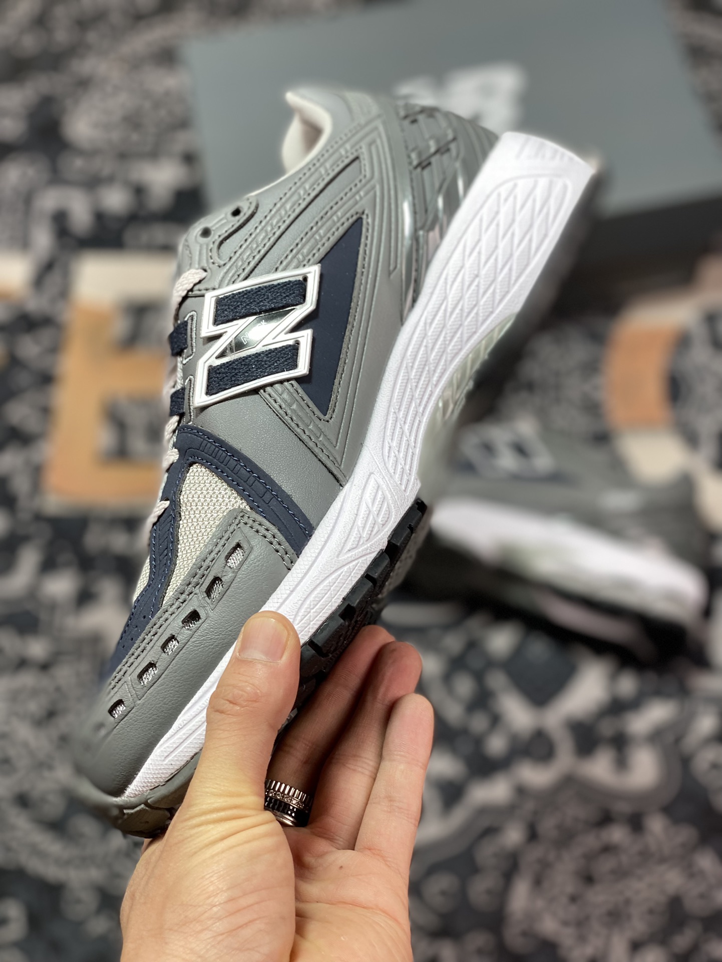 NBNew Balance M1906R Series Retro Dad Style Casual Sports Jogging Shoes ”Leather Cement Gray Dark Blue” M1906RC