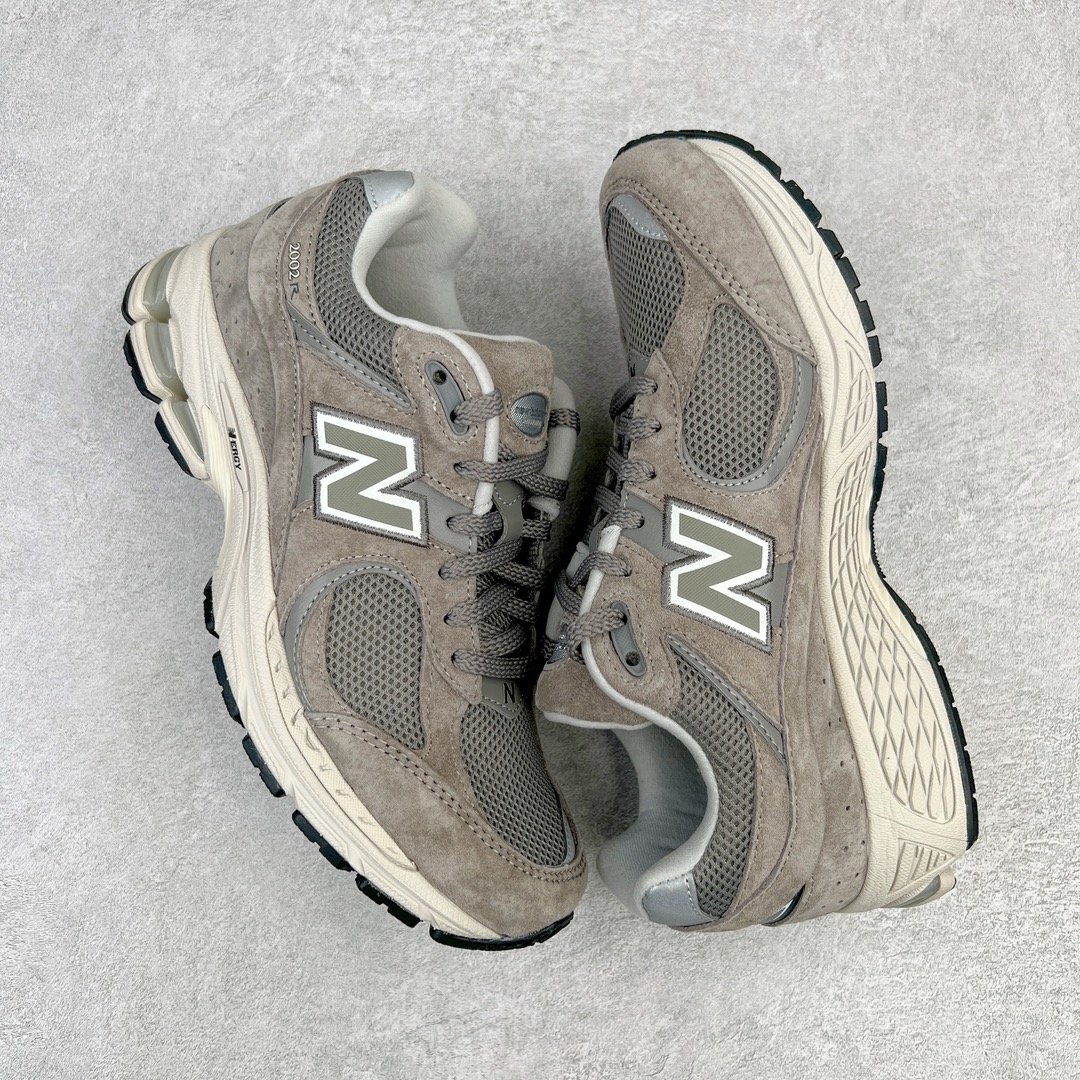 图片[3]-＃M纯原 New Balance ML2002RC 元祖灰 NB新百伦潮流复古织物皮革减震防滑耐磨轻便低帮跑步鞋 原档数据独立私模大底 唯一正确六层组合大底 RB前软后硬 百分百还原原鞋脚感 基于市场现有版本全新升级调整 NB市场最强产物 全网最全配色加持 全套原楦原纸板原厂数据开发 全鞋电脑针车加持 原厂网布 原装进口头层翻毛皮料正确绒感卡色 正确中底拉帮中底网布细节 一比一手工擦旧效果 冲裁组合 匠心打造 耗时两个月开发完成 工艺极其复杂难度可想而知 高端零售专供产物 尺码：36 37 37.5 38 38.5 39.5 40 40.5 41.5 42 42.5 43 44 44.5 45 45.5 46.5 47-选品中心