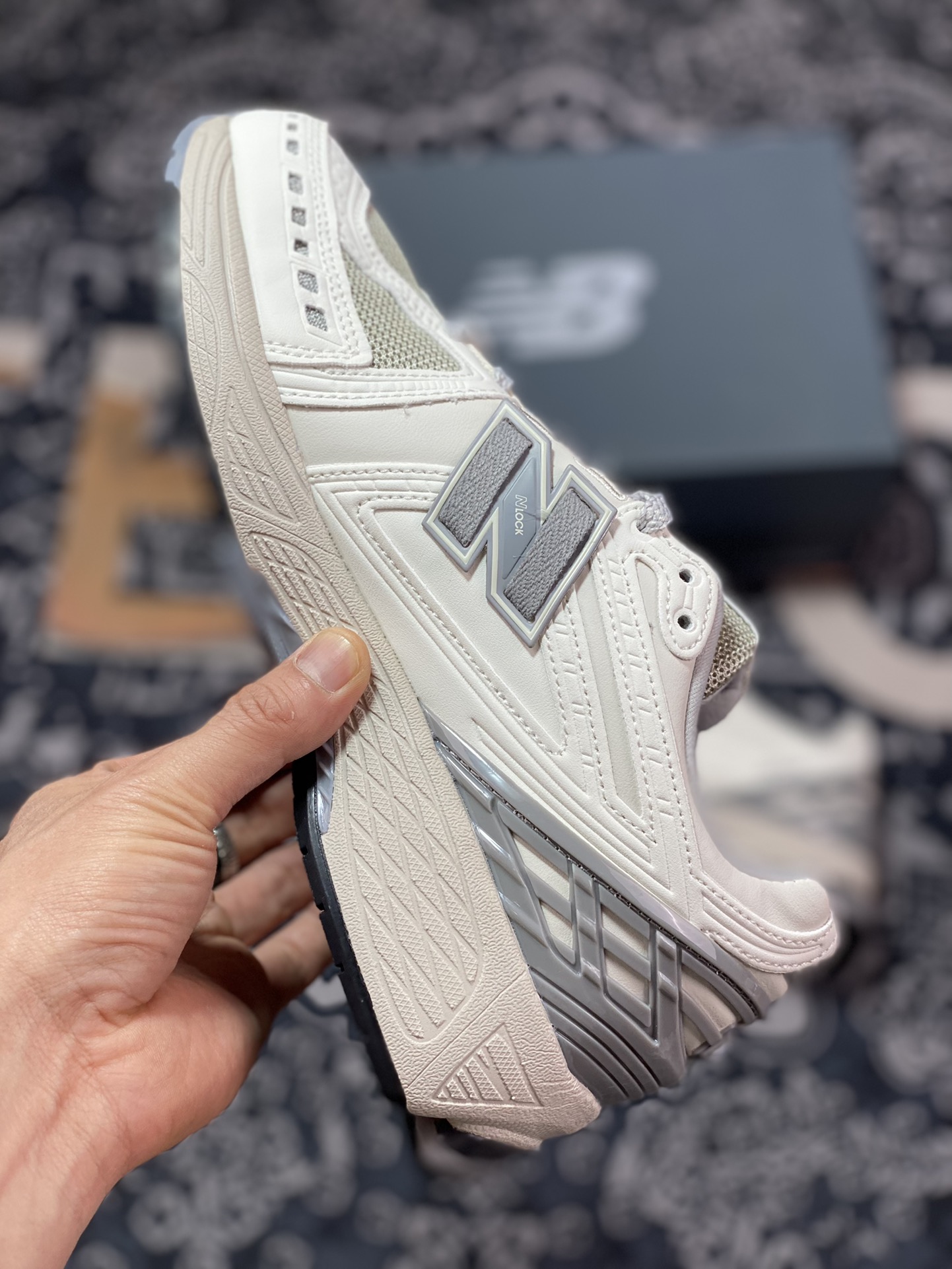 New Balance M1906R Series Retro Daddy Style Casual Sports Jogging Shoes ”Leather Beige White Gray” M1906RD