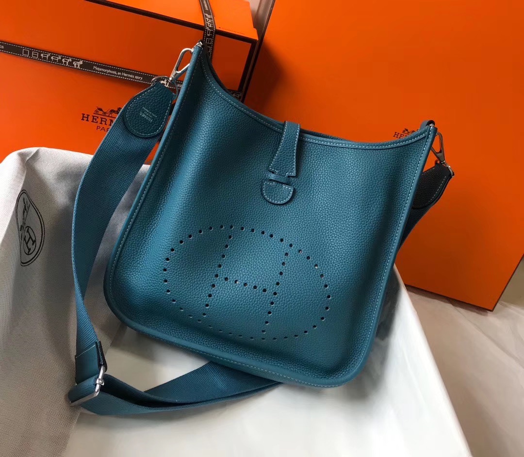 Hermès Evelyne 伊芙琳 28cm - Togoレザーの斑鸠灰