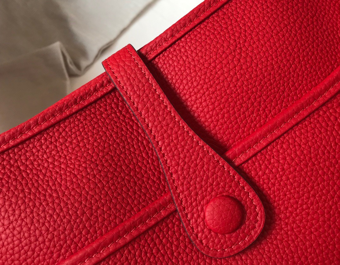 Hermès Evelyne 伊芙琳 28cm Togo レザー ショルダーバッグ