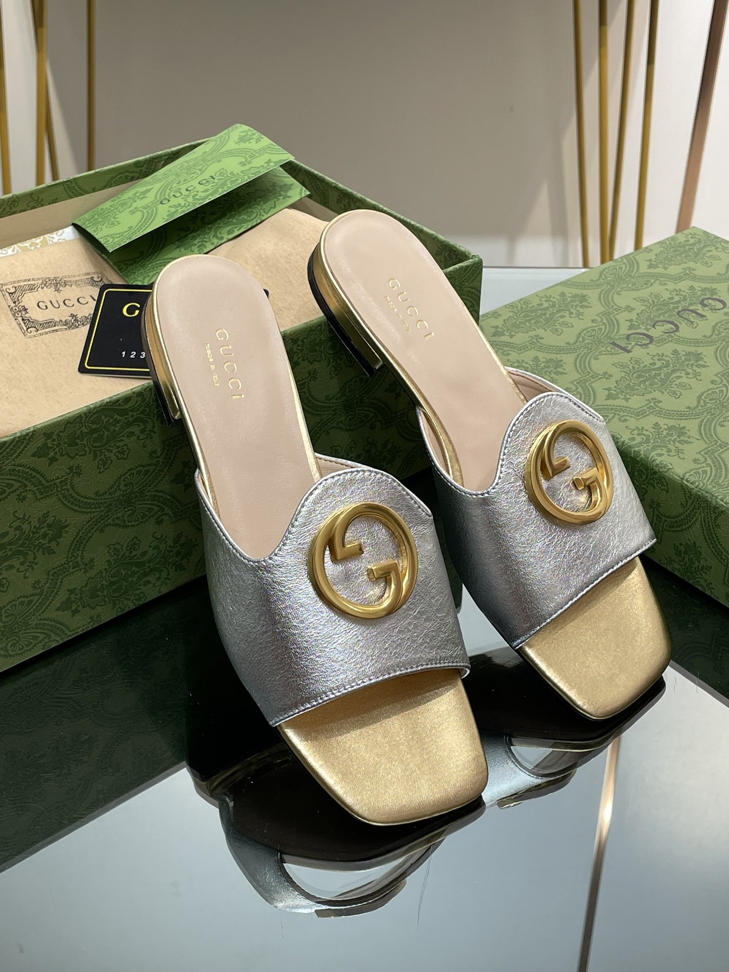 Gucci Knockoff
 Shoes Slippers Green Genuine Leather Sheepskin Vintage