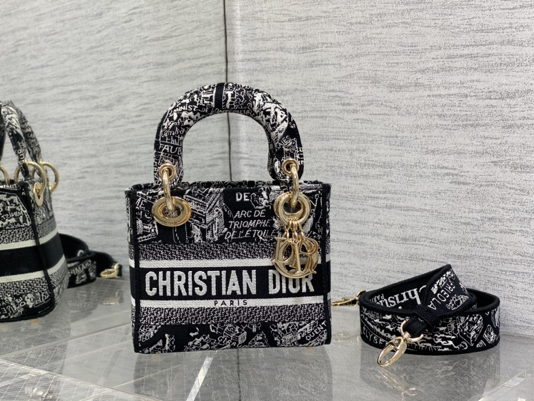 [Dior Women