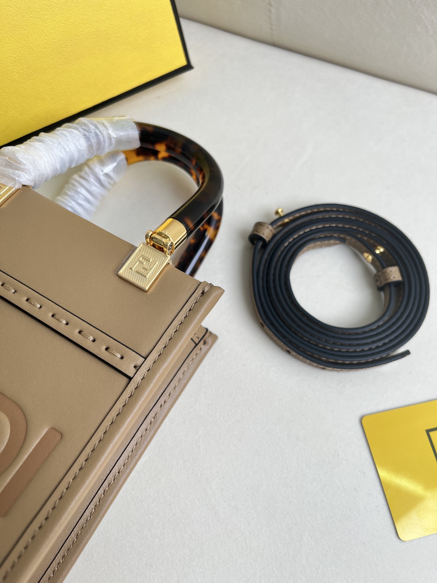 Fendi Sunshine Mini Tote Bag Brown Leather Handbag With Tortoiseshell Handles 6 i1681288877 6092 5