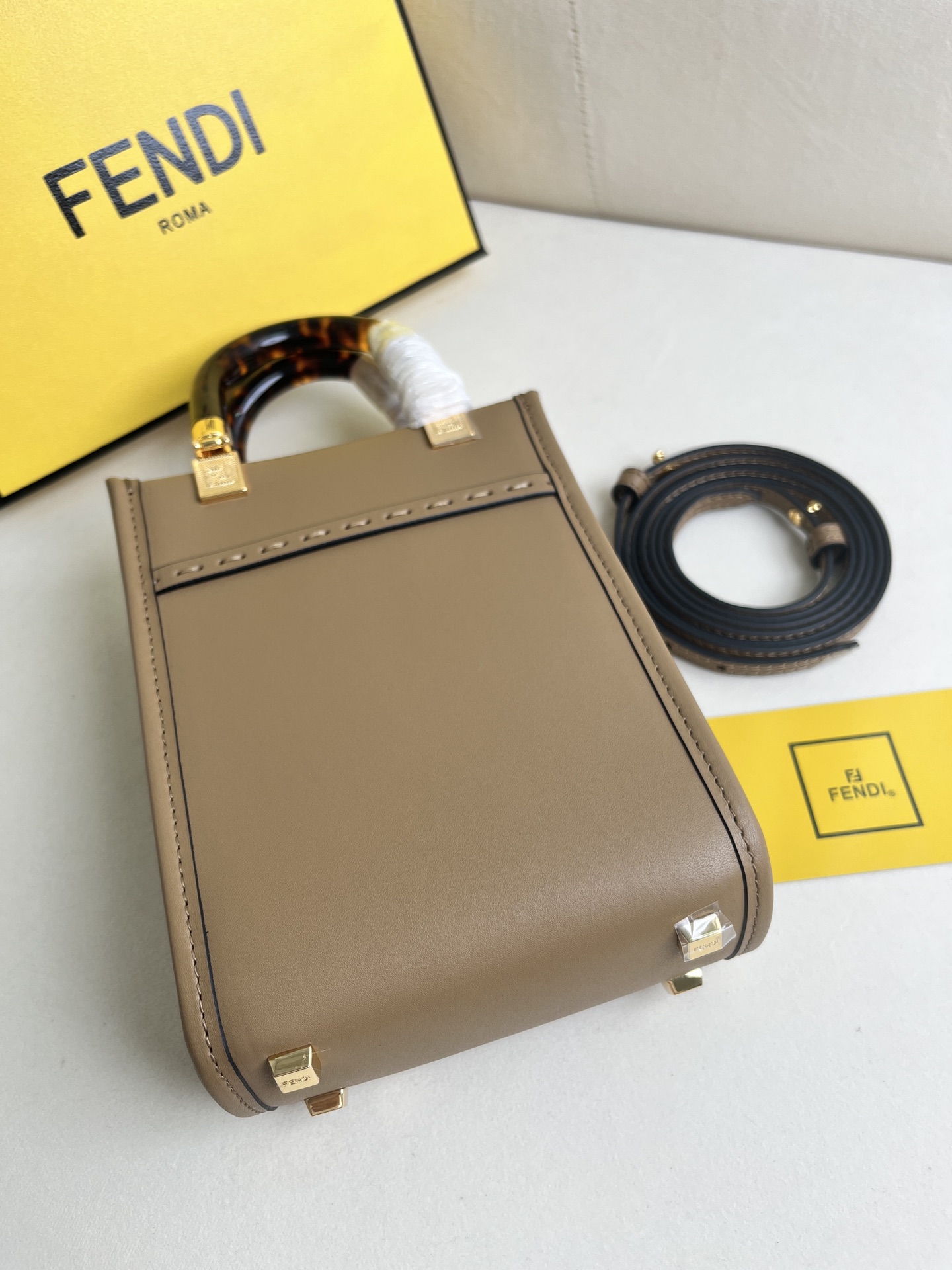 Fendi Sunshine Mini Tote Bag Brown Leather Handbag With Tortoiseshell Handles 5 i1681288877 7180 4