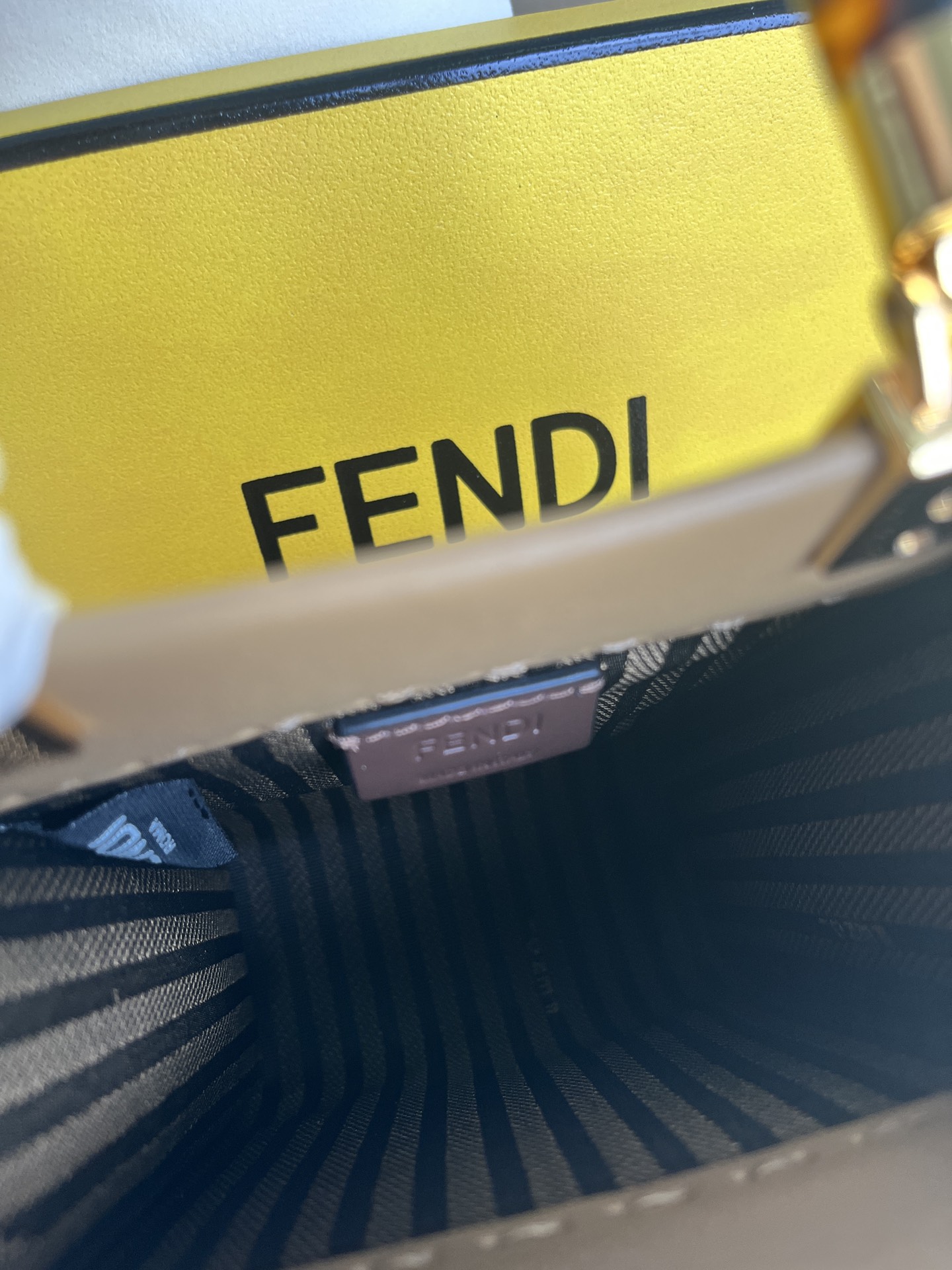 Fendi Sunshine Mini Tote Bag Brown Leather Handbag With Tortoiseshell Handles 7 i1681288877 7805 6