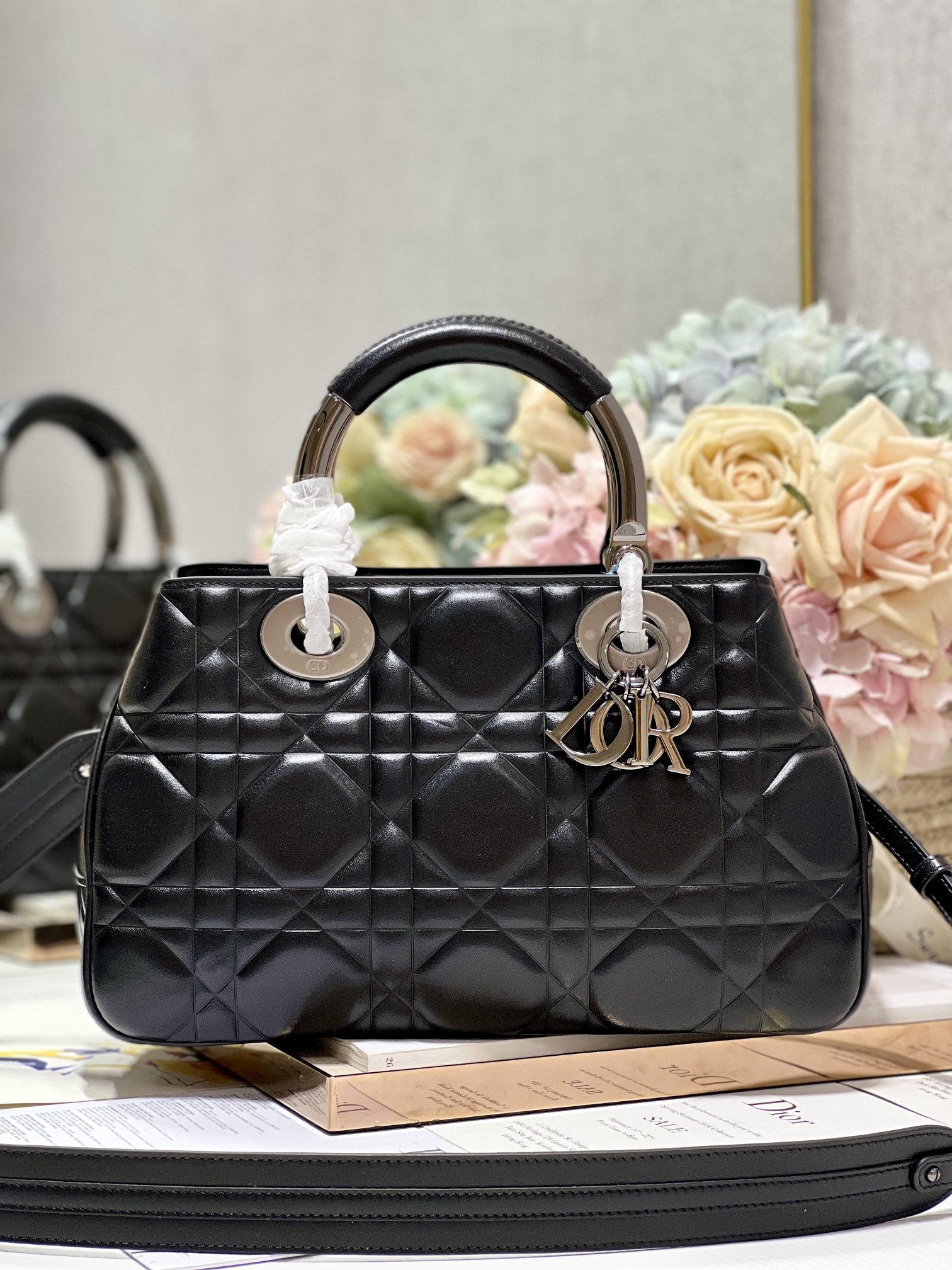 Best Replica New Style
 Dior Lady Handbags Crossbody & Shoulder Bags Perfect Quality Designer Replica
 Black Cowhide