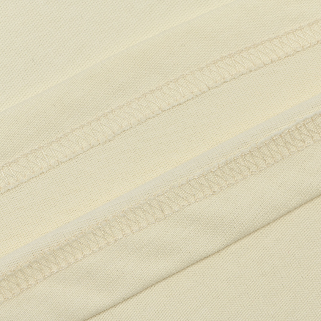 150 Gucci 古驰23ss 剪刀手势图案短袖 夏季