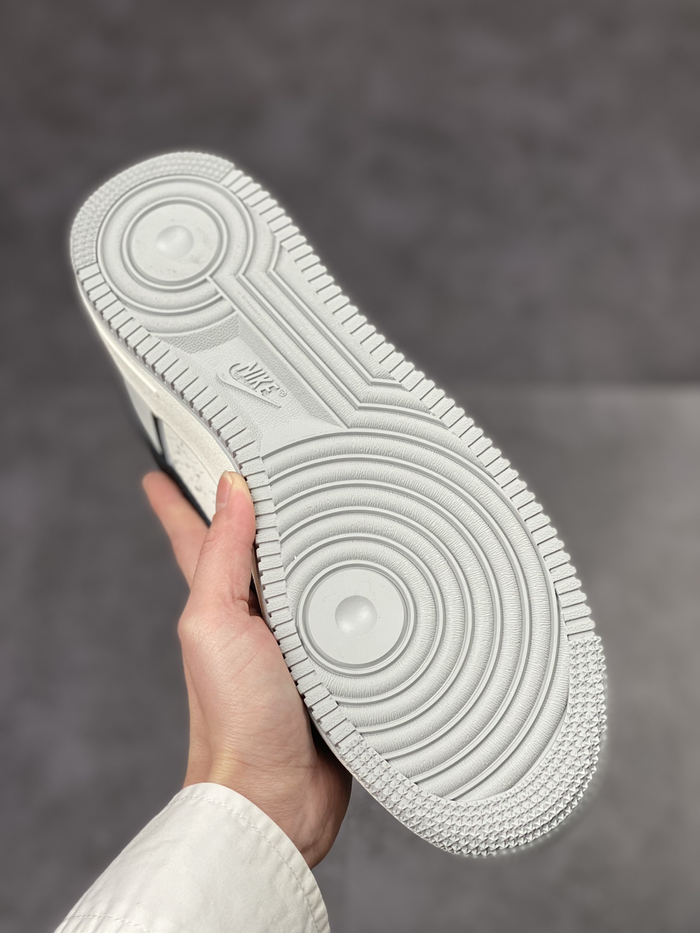 250 Nike Air Force 1 Low 07 星际黑灰  LT5986-920