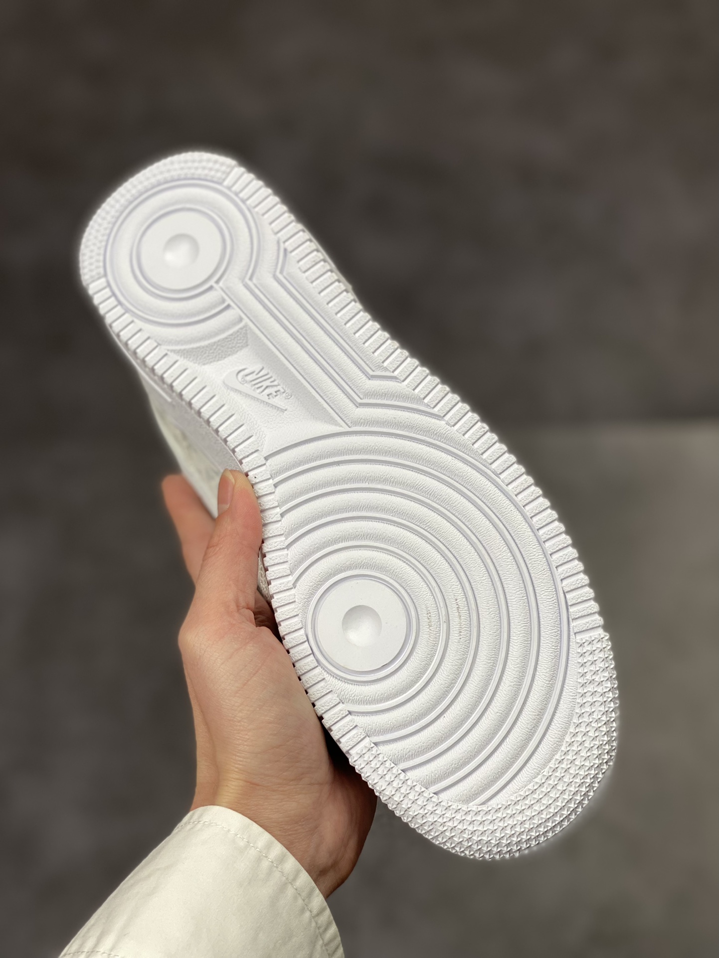 190 Nike Air Force 1 Low 07 白灰满印腰果花 DG2296-088
