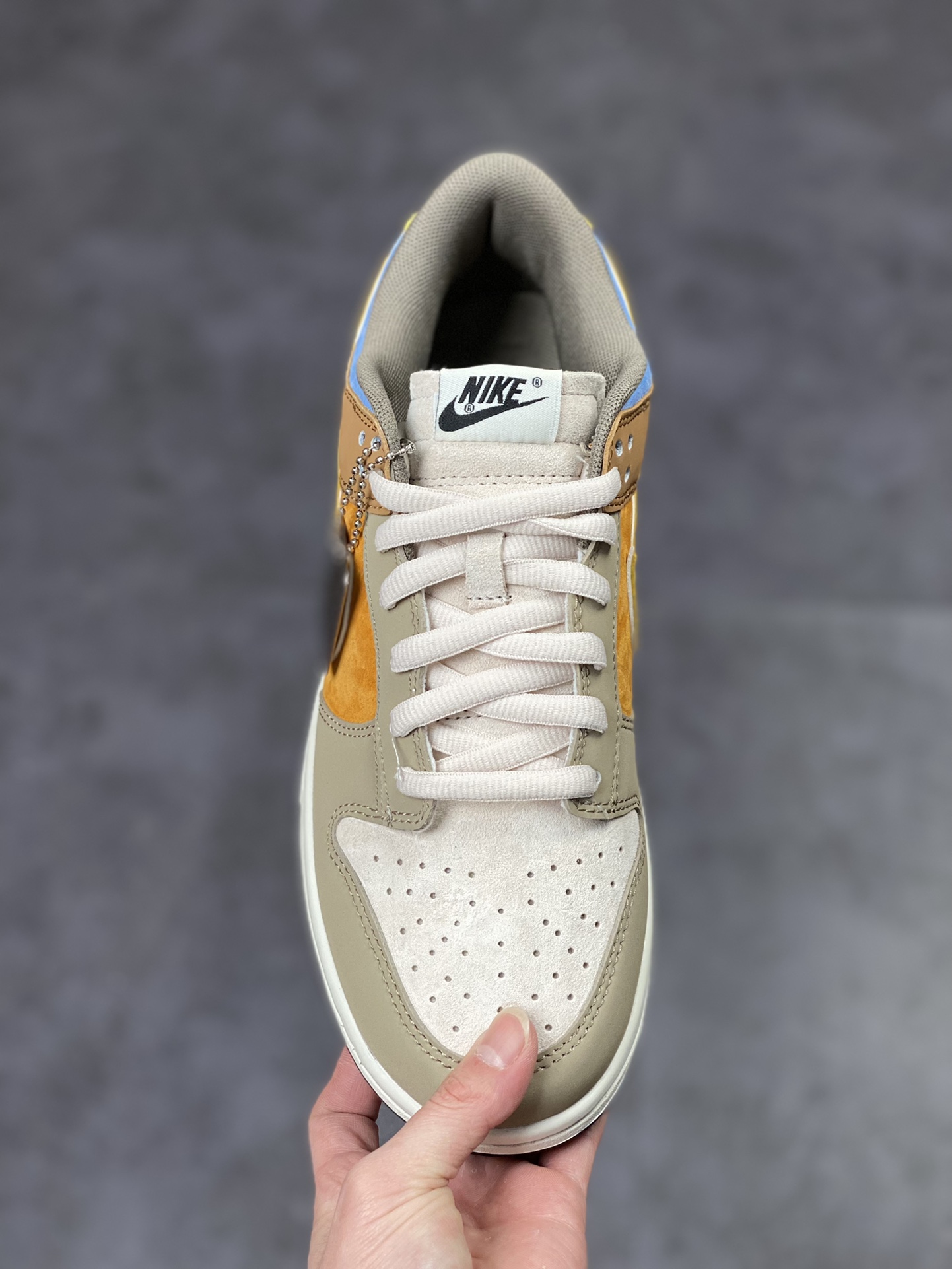 200 NIKE SB Dunk Low 大友克洋 麂皮橘黄灰 LF0039-018