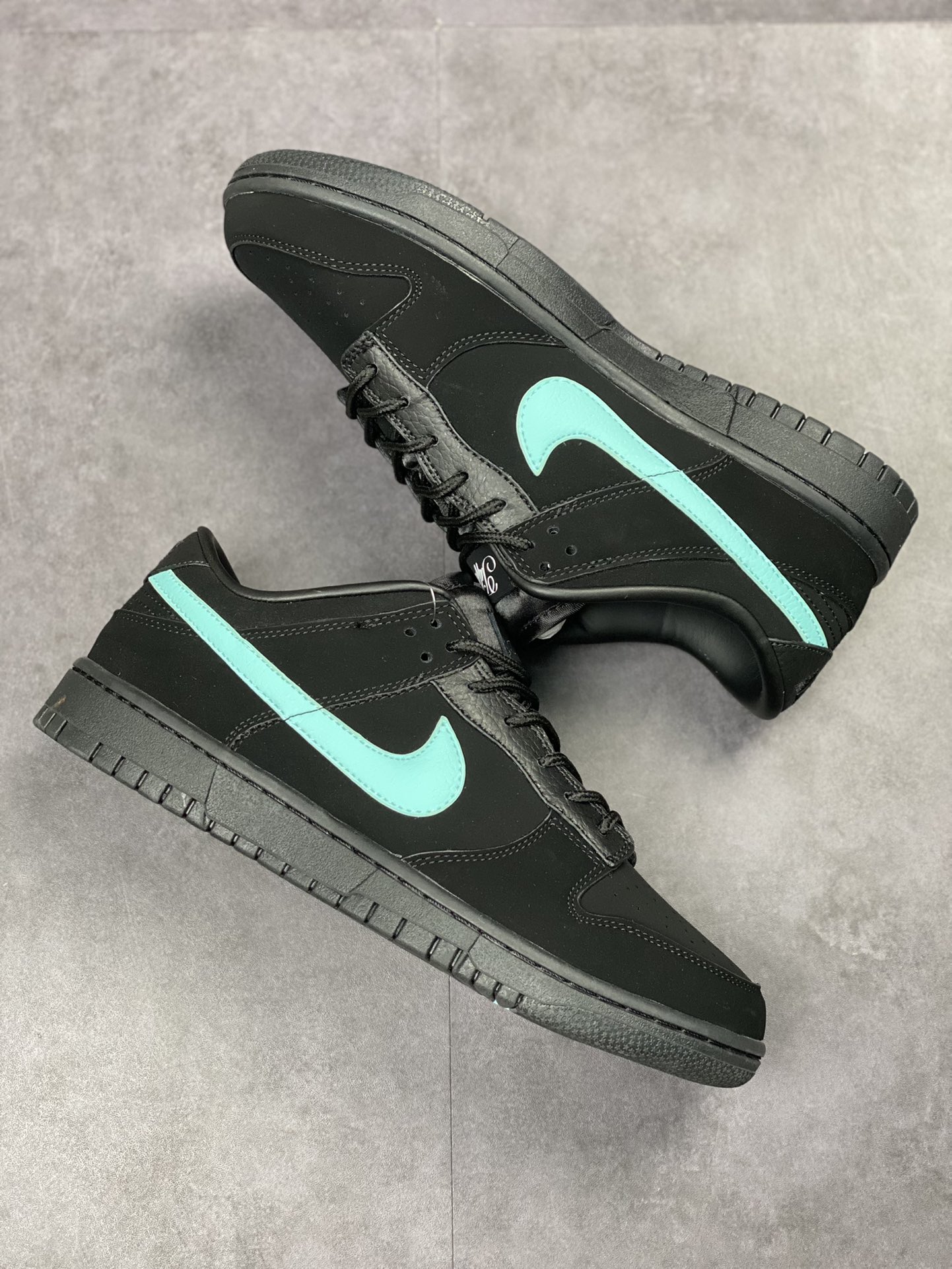 260 Nike SB Dunk Low 蒂芙尼绿DD1391-100