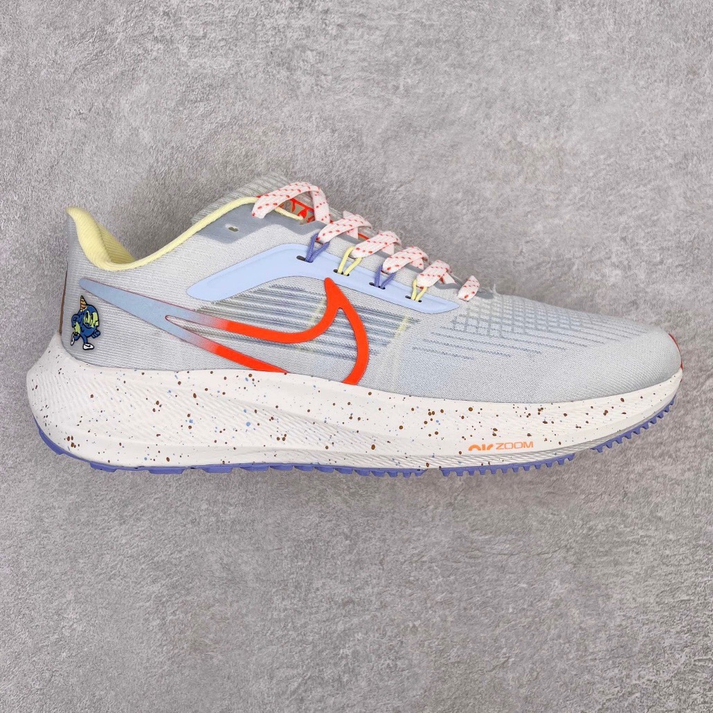 图片[7]-＃长期补货 超级跑量神器 NK Zoom Pegasus 39 登月39代系列 网纱透气缓震疾速跑鞋 中底内置Zoom Air 气垫 假一赔十 工厂个位数利润 淡季生产只为养工人 焕新升级 助力攻克湿滑的跑步征程 外底设计结合凹槽 铸就非凡抓地力 粘性橡胶助力提供非凡抓地力 合成材质与织物包覆双足 营造如袜子般透气舒适的穿着体验 传统鞋带系统易于调节 塑就个性化贴合体验 尺码：36 36.5 37.5 38 38.5 39 40 40.5 41 42 42.5 43 44 44.5 45-选品中心