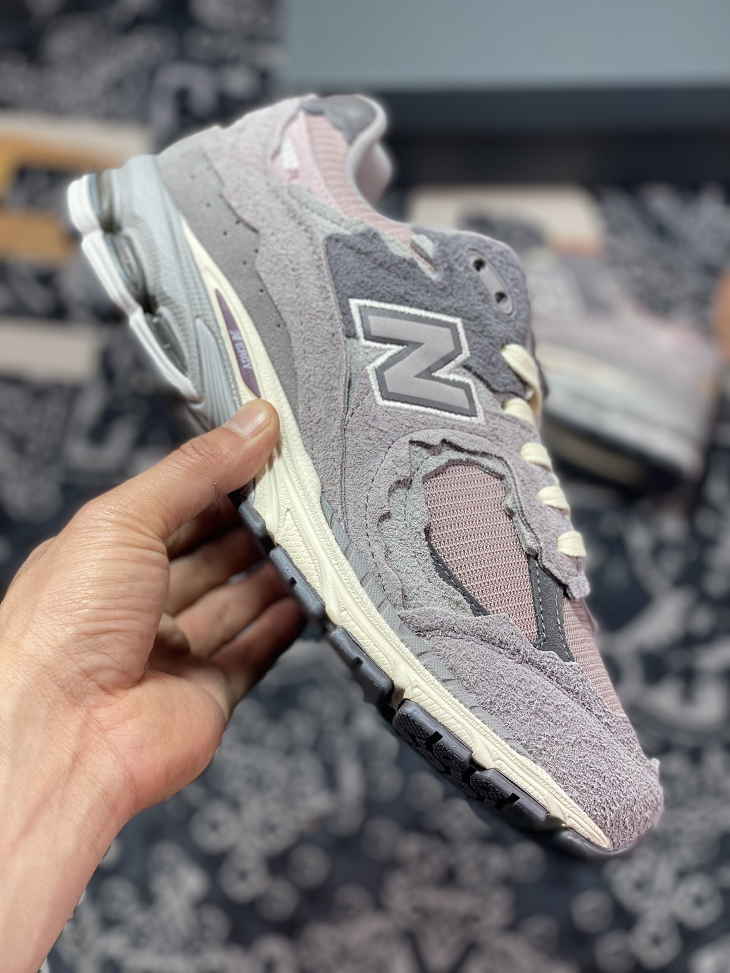 Pure original inspection/unidentified pure original version New Balance Amidst Purple Retro Casual Running Shoes M2002RDY