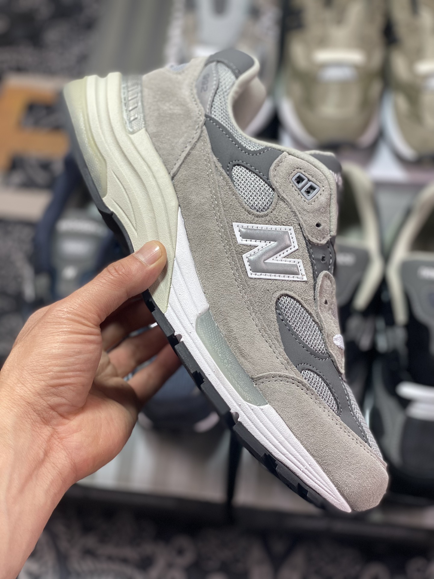 New Balance M992GR Retro Casual Running Shoes