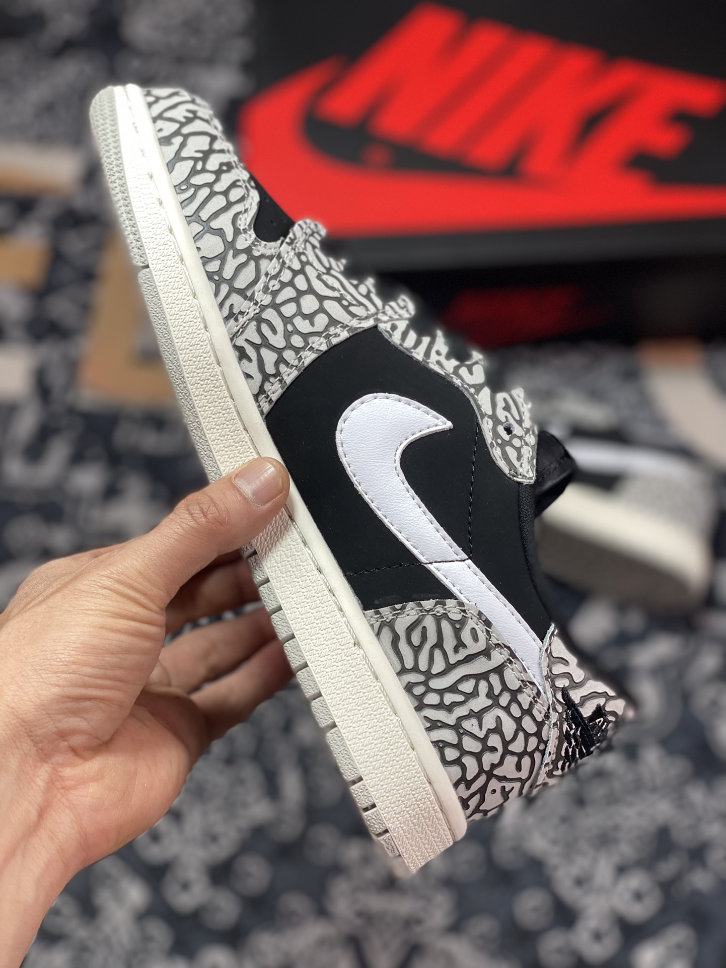 200 原厂级别 Air Jordan 1 Low OG 黑灰爆裂纹 CZ0790-001