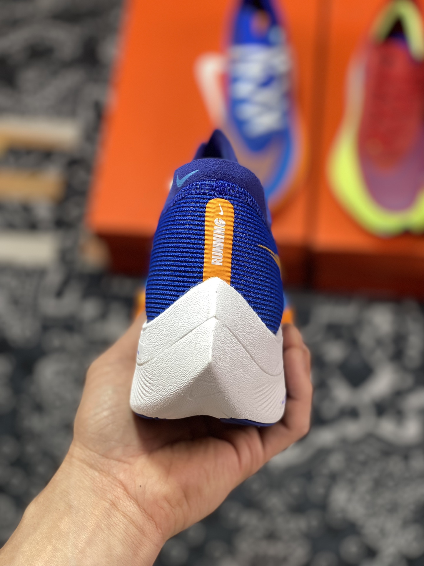 220 原装级别 Nike ZoomX Vaporfly Next% 2 白蓝橙 马拉松跑步鞋二代 FD0713-400