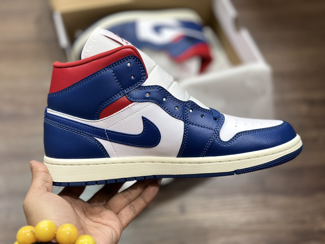 260 Air Jordan 1 mid aj1 乔1中帮篮球鞋 BQ6472-146