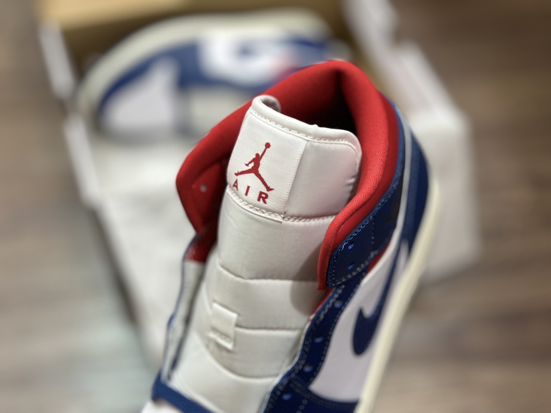 260 Air Jordan 1 mid aj1 乔1中帮篮球鞋 BQ6472-146