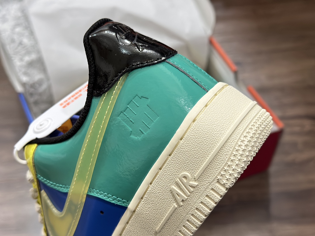 240 Nike Air Force 1 LOW 空军一号低帮运动鞋 DV5255-001