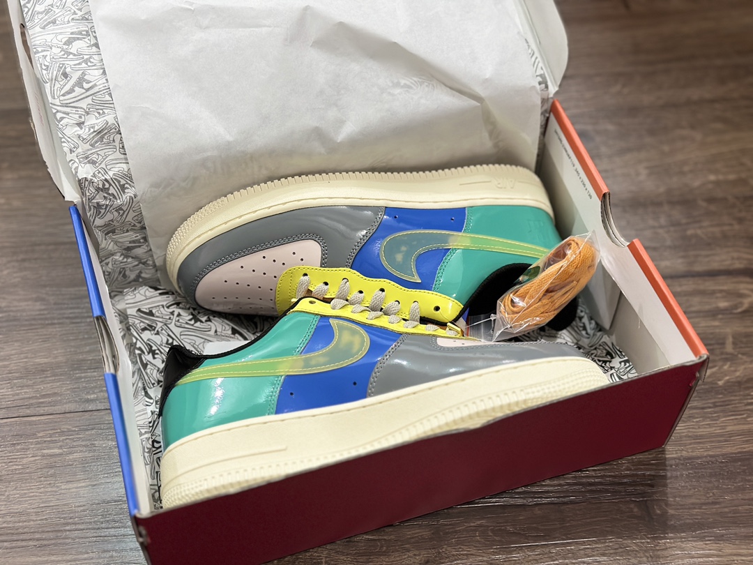 240 Nike Air Force 1 LOW 空军一号低帮运动鞋 DV5255-001