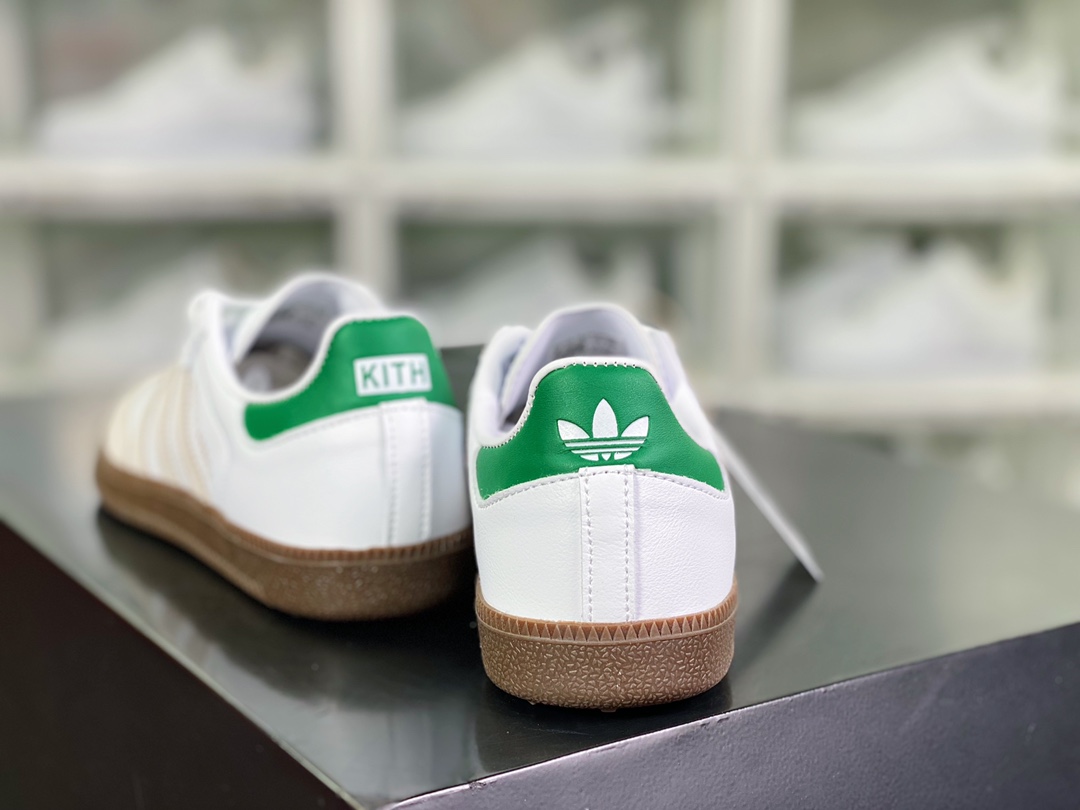 Originals Samba OG ”Classics Program” Samba Series Gentleman Skate Shoes ”Co-branded White Light Gray Dark Green Bronzing” FX5398