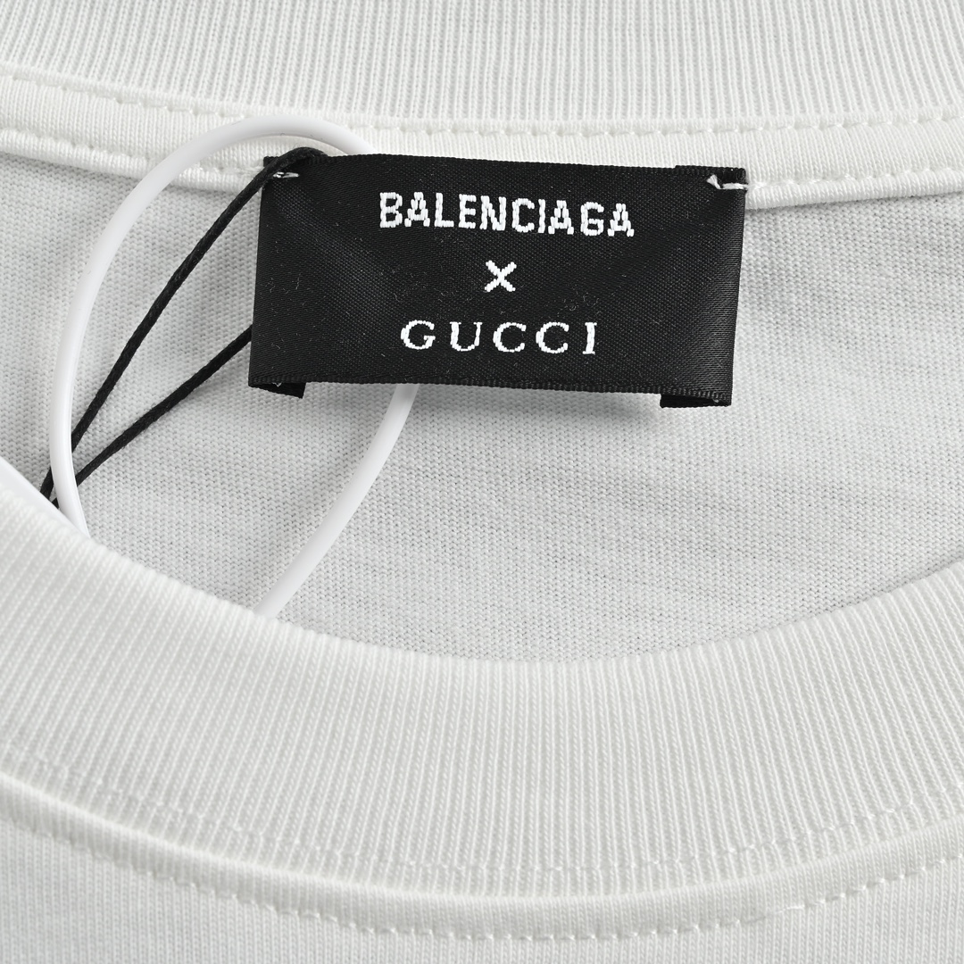 170 Gucci & Balenciaga 联名款发泡字母印花短袖