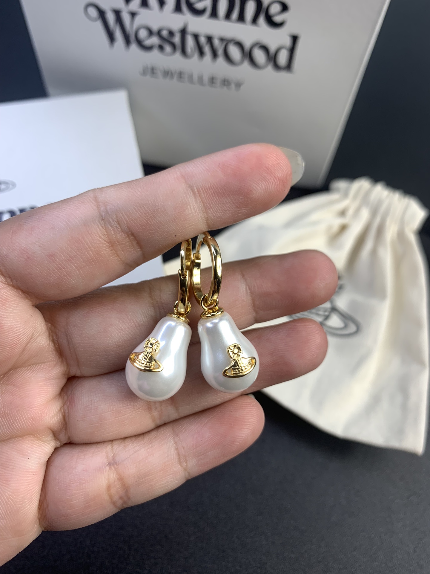 Vivienne Westwood 西太后葫芦珍珠耳环