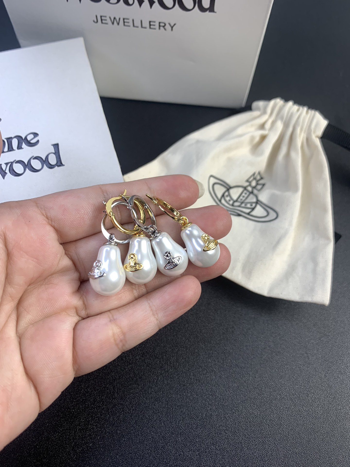 Vivienne Westwood 西太后葫芦珍珠耳环