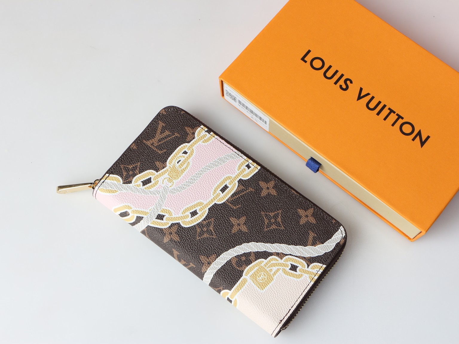 Interior of the RFID Blocking wallet showcasing card slots.