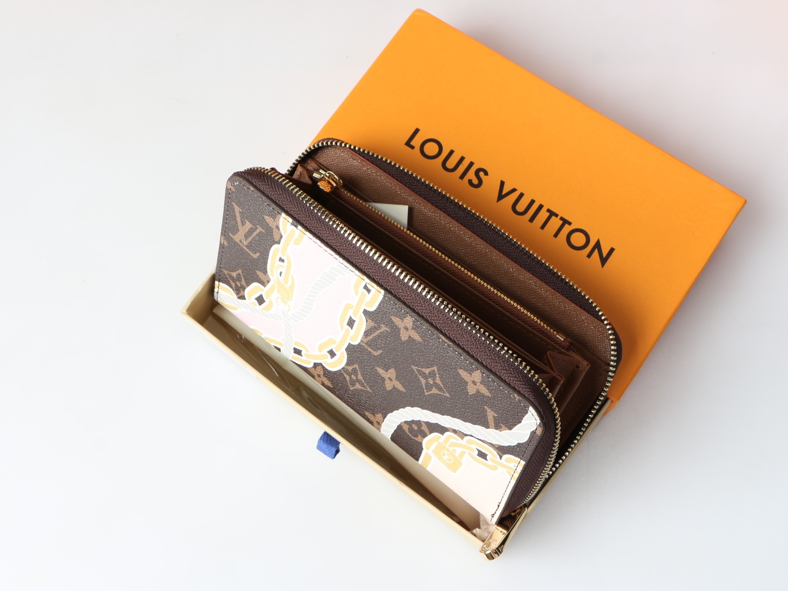 RFID blocking bifold wallet held in hand