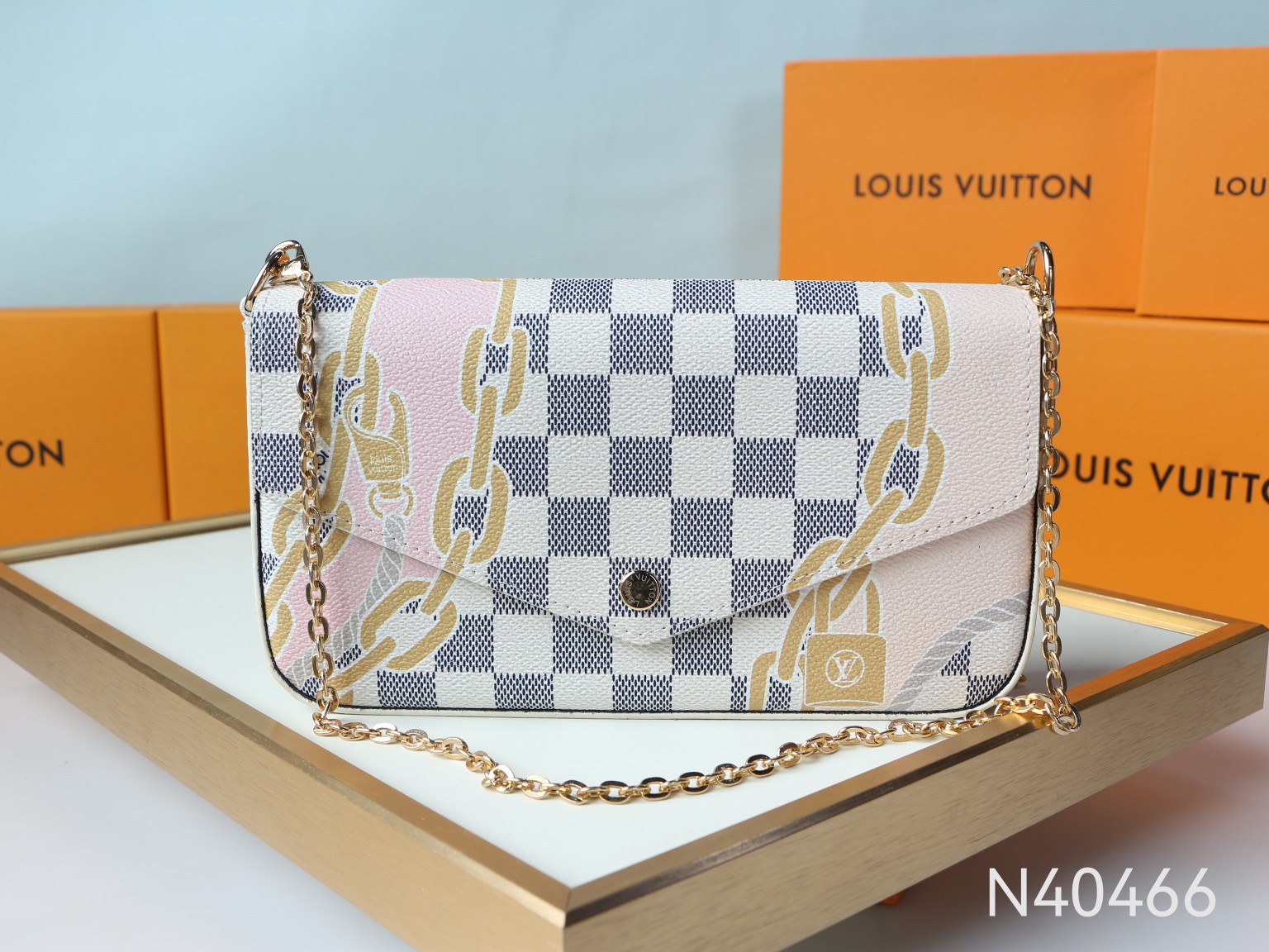 Damier Azur Pochette Félicie handbag front view