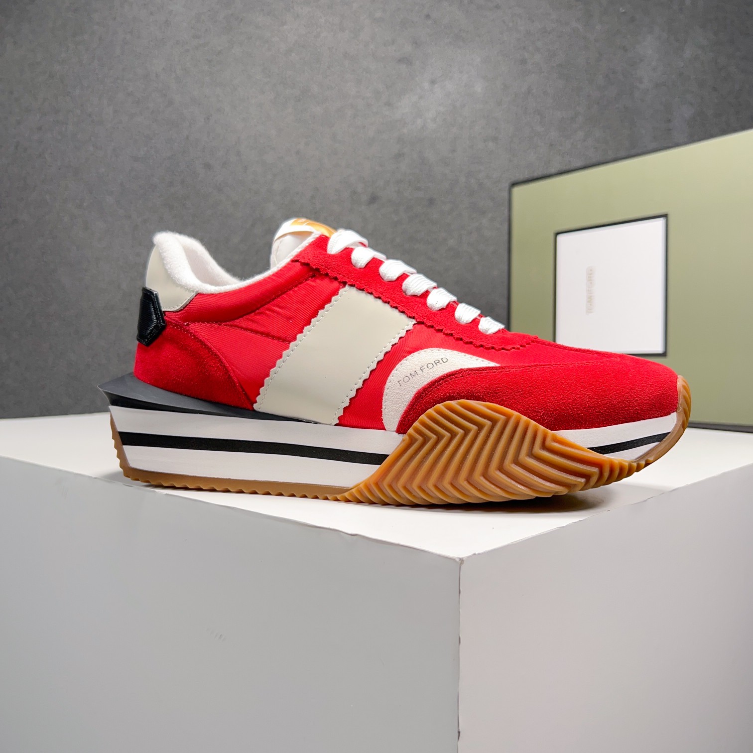 Classic Tomford zapatos de los hombres Eco Sneaker - Top de la línea es ahora nuevo y listo para la 