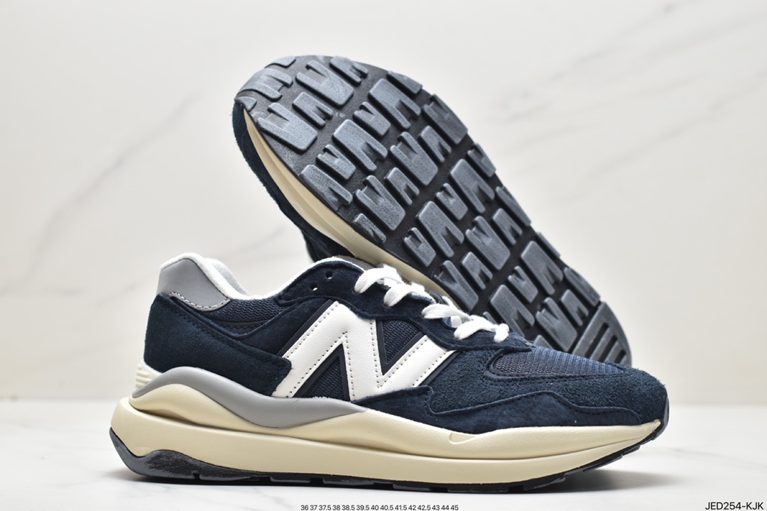 NBNew Balance ML574 series low-top classic retro casual sports jogging shoes M574VLB