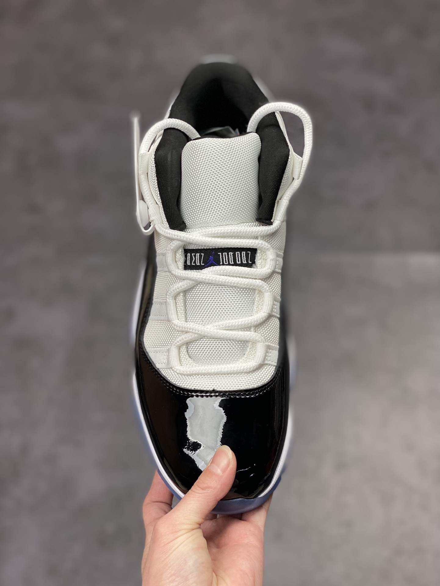 220 Air Jordan 11 Low "Concord" 康扣  528895-153