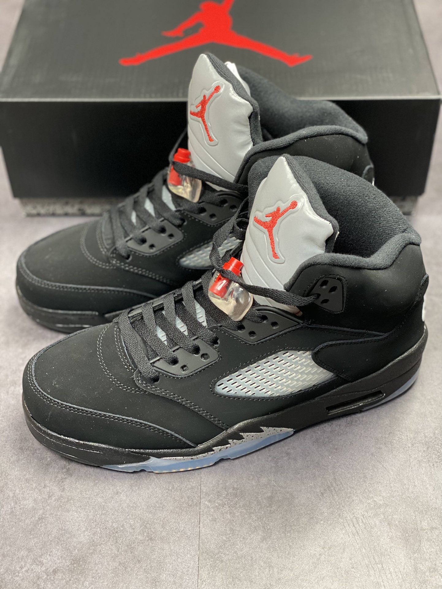 Air Jordan 5 Retro Black Metallic 黑银 845035-003