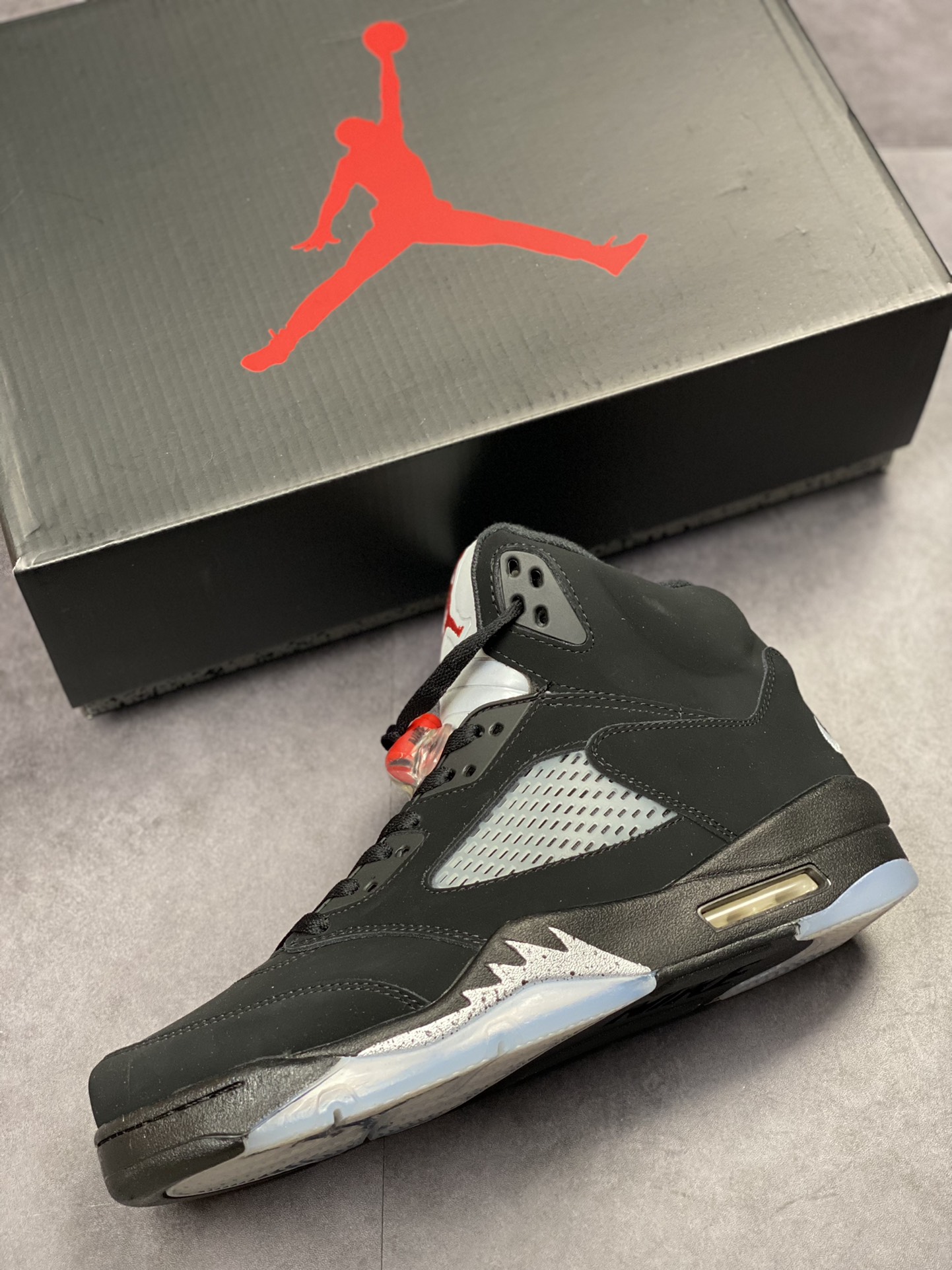 Air Jordan 5 Retro Black Metallic 黑银 845035-003