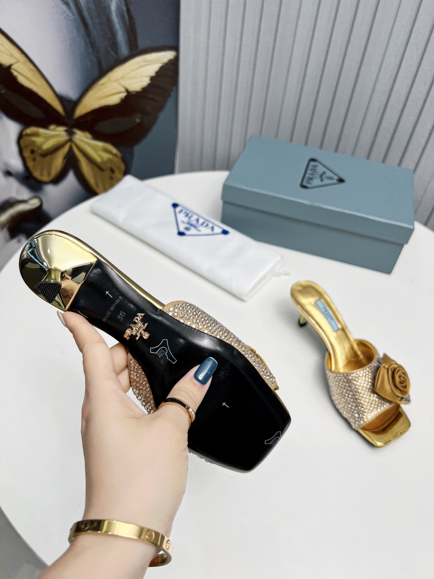 ex fábrica 2023 SSS relanza las nuevas botas largas y cortas de Prada, sandalias zapatos individuale