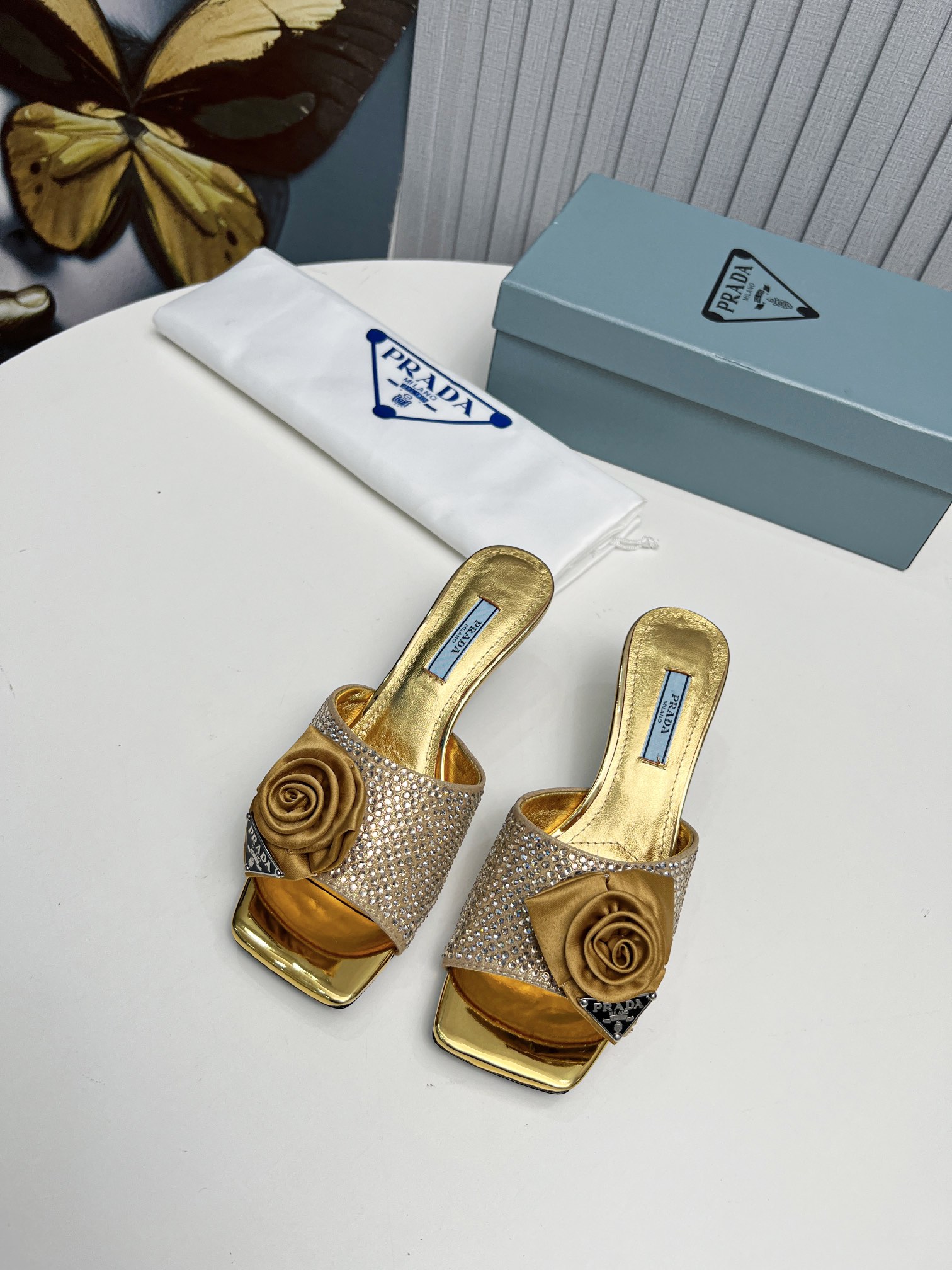 ex fábrica 2023 SSS relanza las nuevas botas largas y cortas de Prada, sandalias zapatos individuale