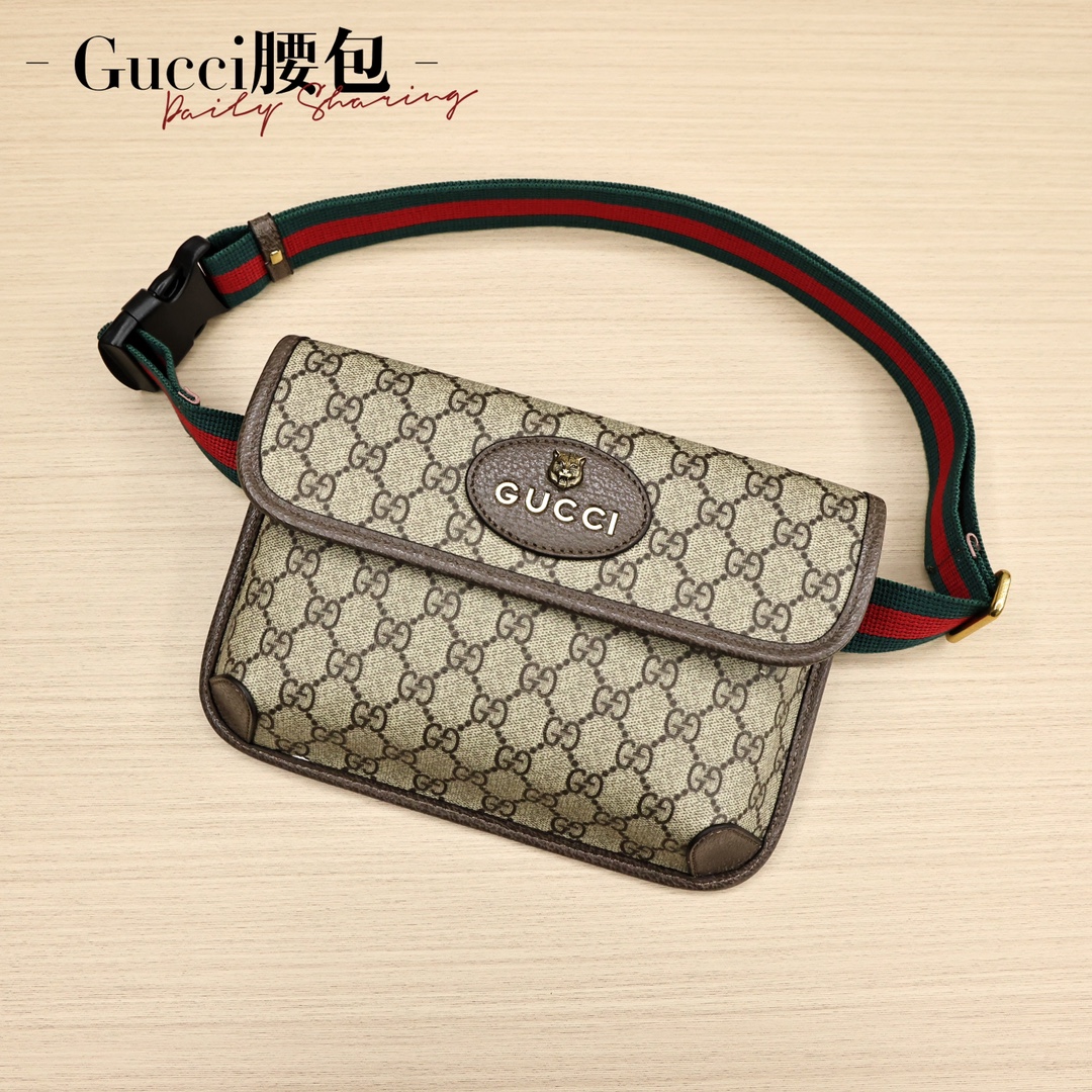 Gucci虎头腰包💰190（情侣款） 采用GG Supreme高级人造帆布制作，配以复古风格设计，款式采用皮革滚边，可以缠腰佩戴，配以织带和搭扣确保安全。 规格： 24*16.5*3.5cm