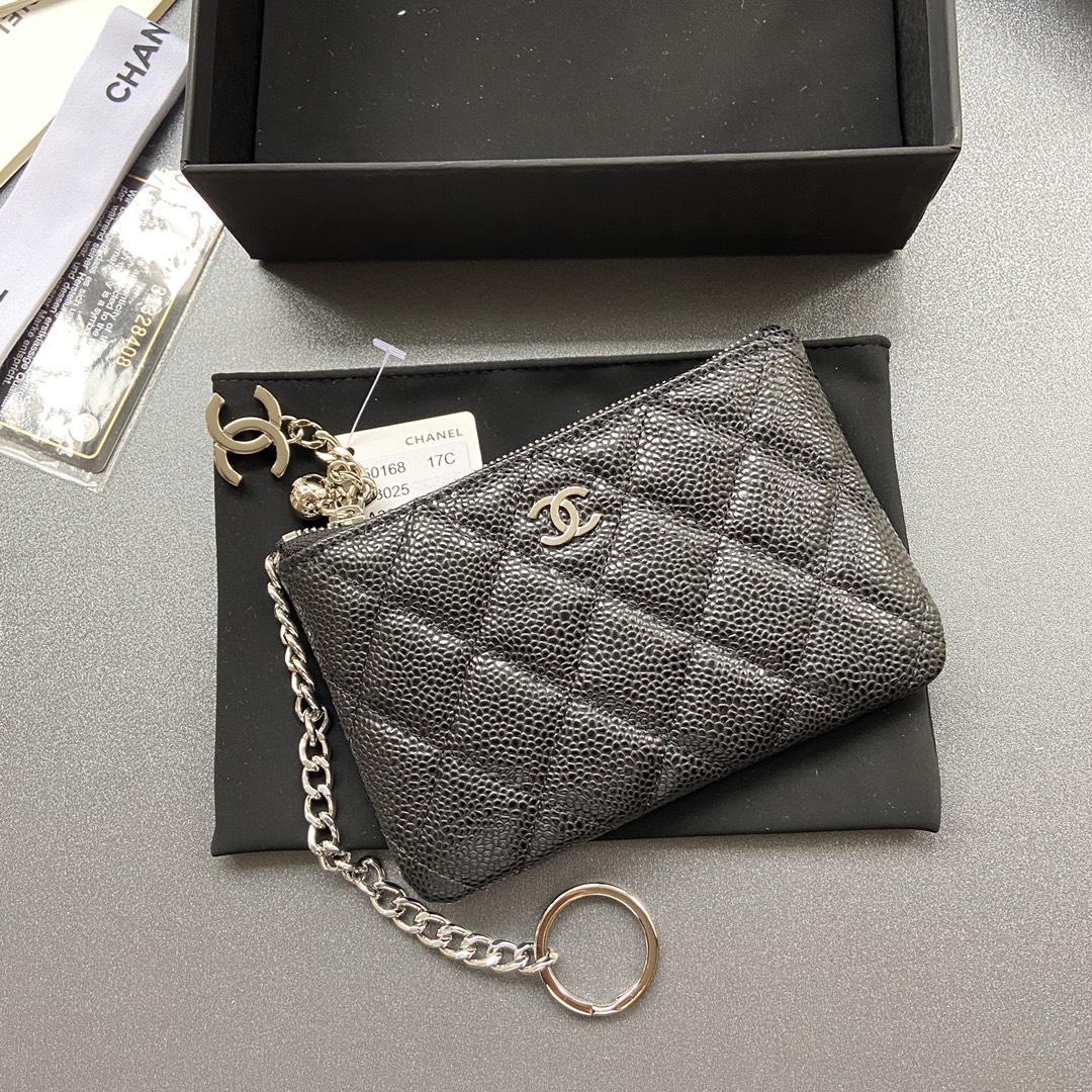 NO:175845,Genuine grade original leather version Xiaoxiang imported Italian granule cowhide. Item number: A50168 Price: Size: w14×h9.5cm Color: Black ball pattern silver buckle, CHANEL, chanel, cowhide19860909正品级 原厂皮版本 小香进口意大利颗粒牛皮 货号:A50168 价格: 尺寸:w14×h9.5cm 颜色:黑色球纹银扣,CHANEL,chanel,cowhide,Bag