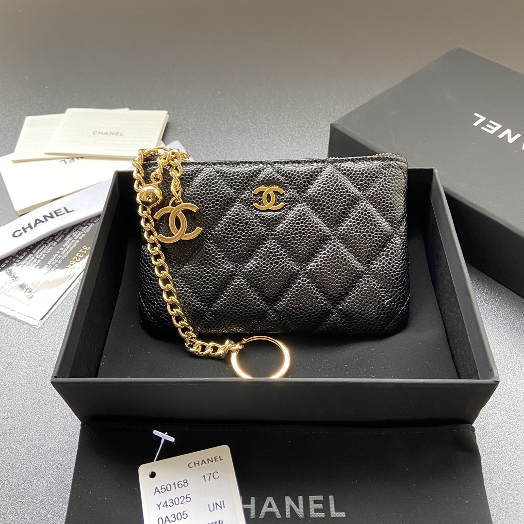 NO:175840,Genuine grade original leather version Xiaoxiang imported Italian granule cowhide. Item number: A50168 Size: w14×h9.5cm Color: black ball pattern gold buckle, CHANEL, chanel, cowhide19860909正品级 原厂皮版本 小香进口意大利颗粒牛皮 货号:A50168 尺寸:w14×h9.5cm 颜色:黑色球纹金扣,CHANEL,chanel,cowhide,Bag