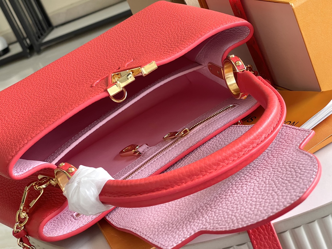 the Capucines MM handbag dresses Taurillon leather in seasonal hues - Bag 9