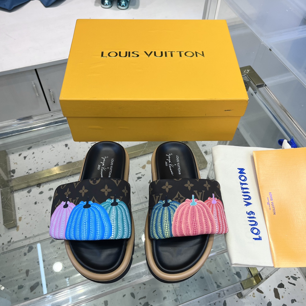 LV Couple Style Counter se especializa en las últimas zapatillas con relieve, productos duros, ❥ ¡Nivel de co…