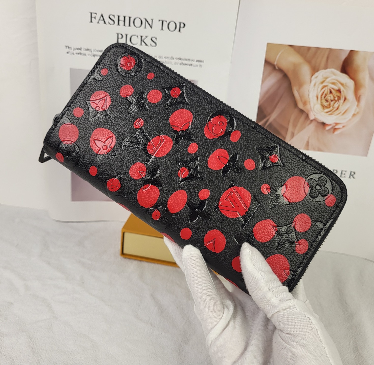 The leather wallet carried in hand