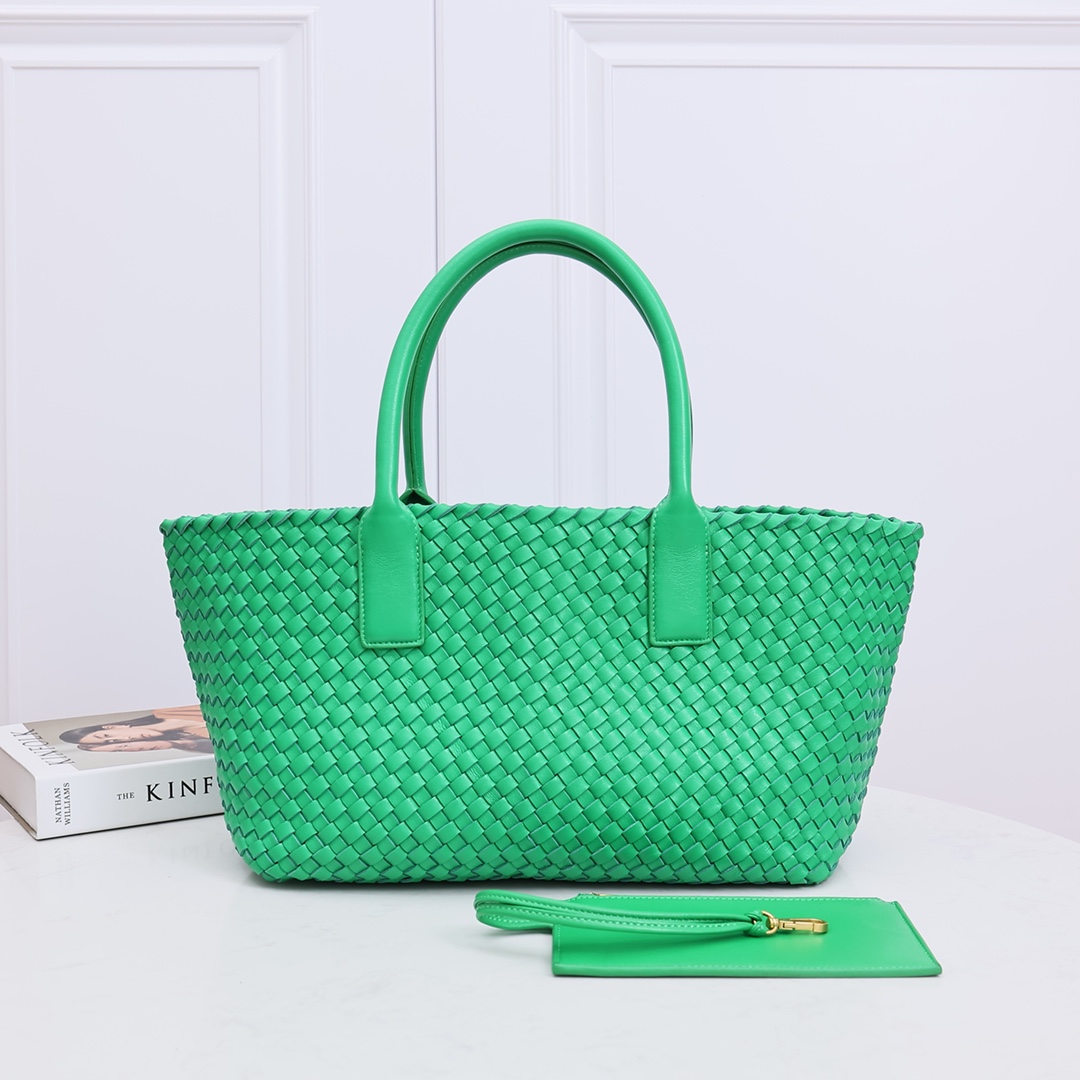 CABAT Double-Sided Woven Tote Bag Parrot Green